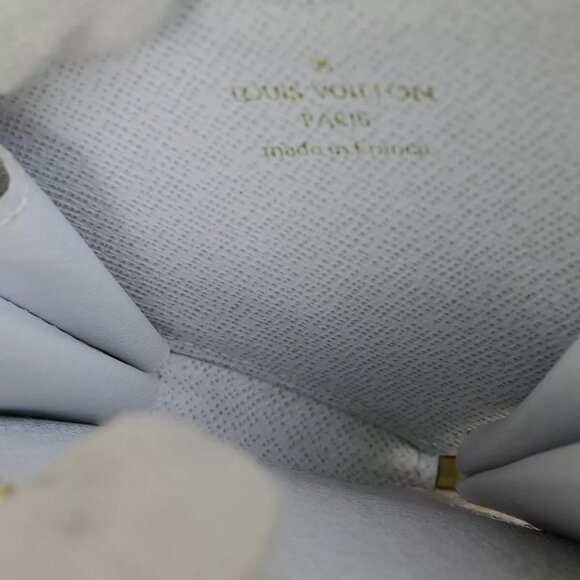 LOUIS VUITTON Love Lock Heart Coin Case Epi Leather White France - Picture 6 of 16